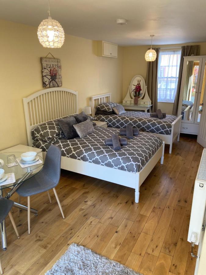 Ashton Gate Mews Bed and Breakfast Bristol Exterior foto